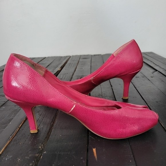 Vanity Women's 8.5 Pink Pumps Peep Toe Heels Dressy Formal Work Business Wear - Picture 5 of 6